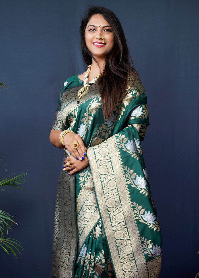 Green Banarasi Silk Saree With Blouse Piece