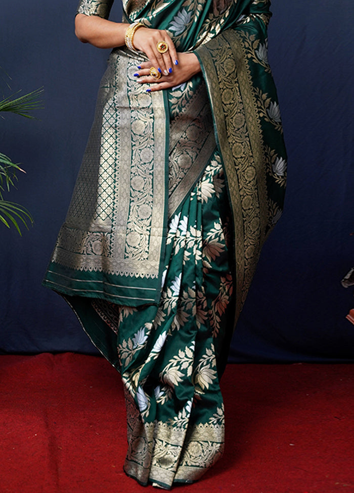 Green Banarasi Silk Saree With Blouse Piece