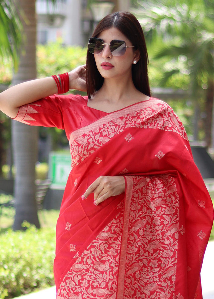 Red Spun Silk Saree With Blouse Piece