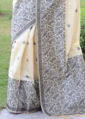 Cream Spun Silk Saree With Blouse Piece