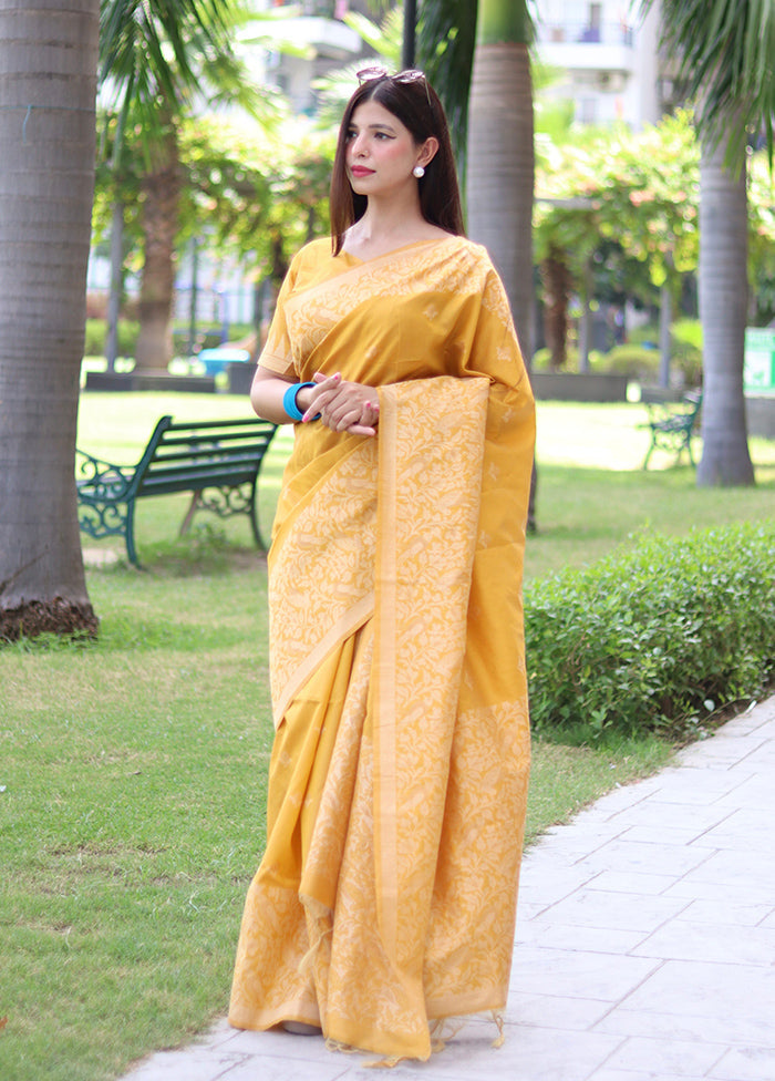 Yellow Spun Silk Saree With Blouse Piece