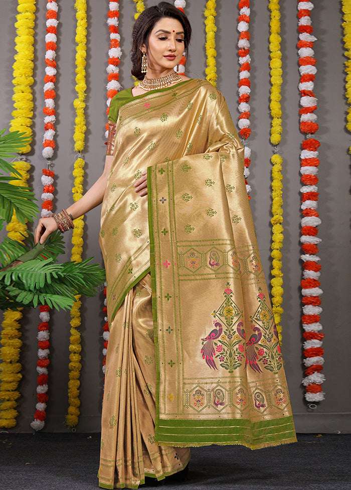 Green Dupion Silk Saree With Blouse Piece