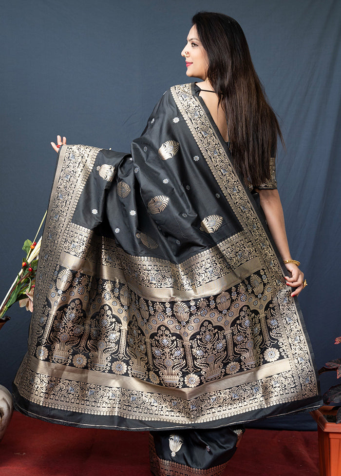 Black Dupion Silk Saree With Blouse Piece