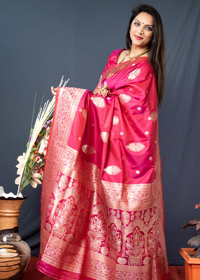 Red Dupion Silk Saree With Blouse Piece