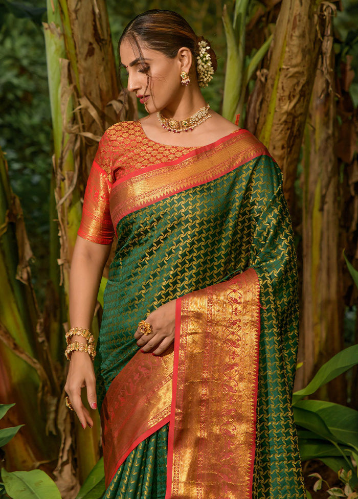 Bottle Green Kanjivaram Silk Saree With Blouse Piece