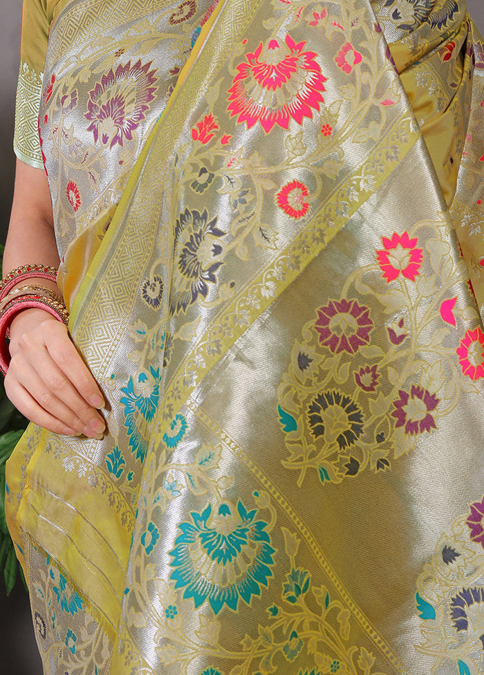 Mehendi Banarasi Silk Saree With Blouse Piece