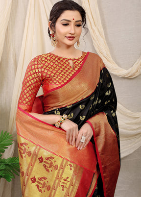 Black Banarasi Silk Saree With Blouse Piece