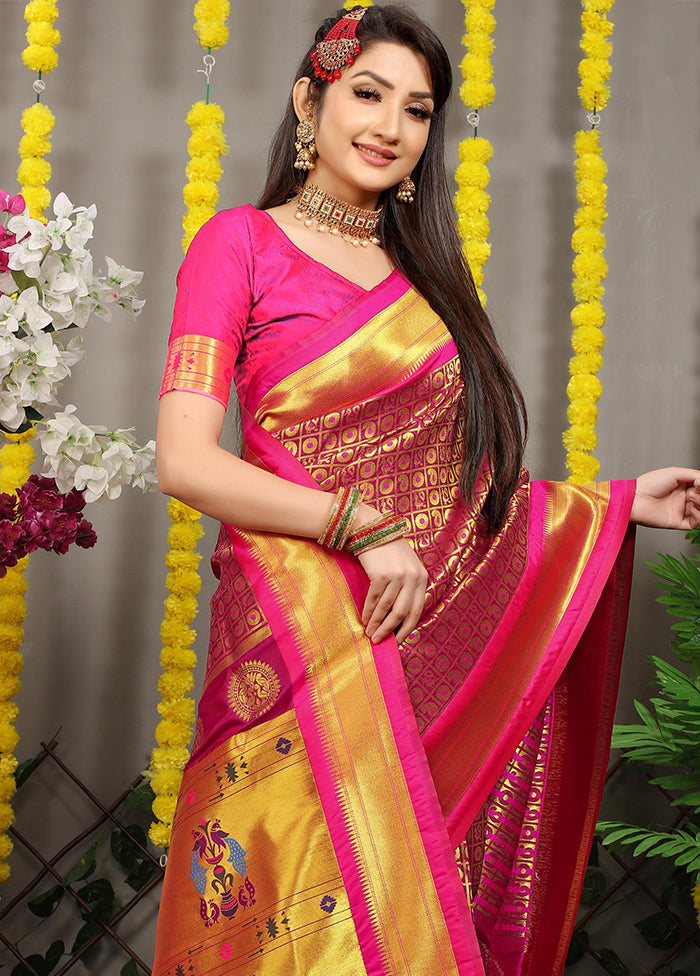 Magenta Banarasi Silk Saree With Blouse Piece