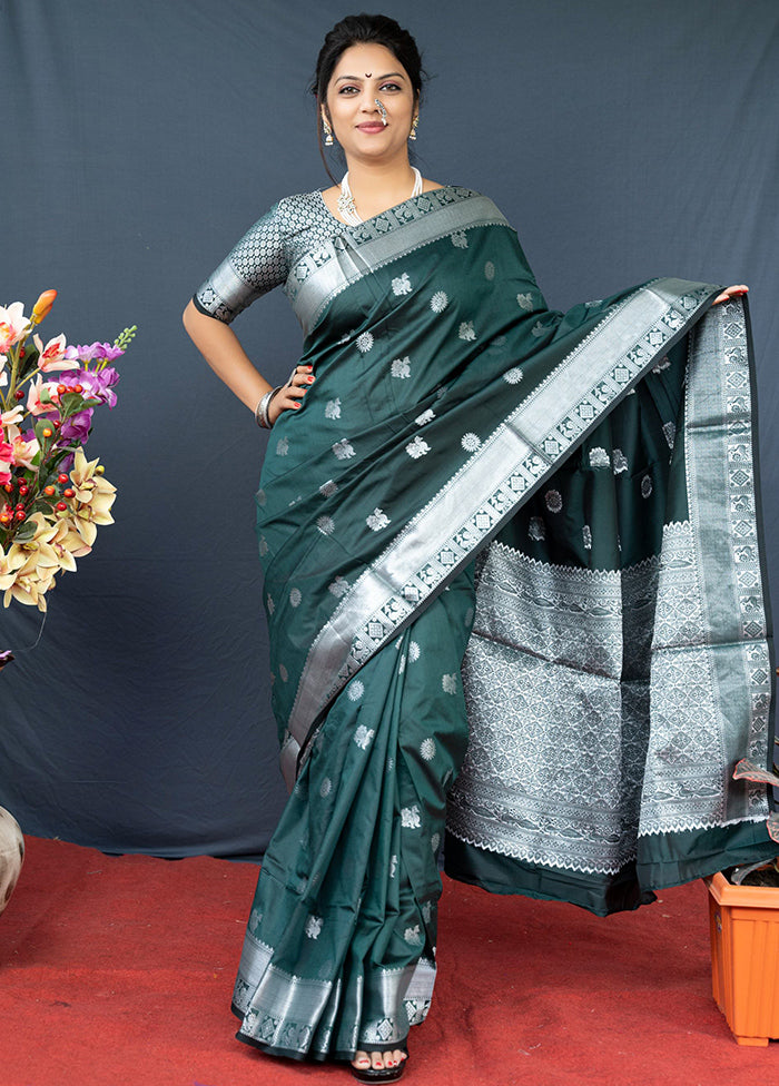 Bottle Green Banarasi Silk Saree With Blouse Piece