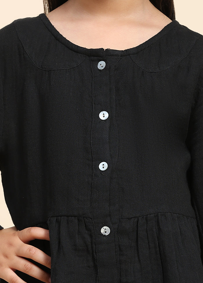 Black Cotton Three Fourth Sleeves Round Neckshape Shirt