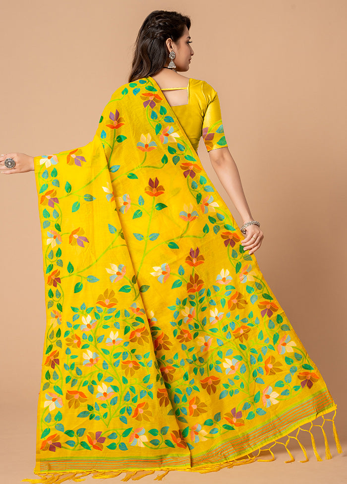 Yellow Cotton Saree With Blouse Piece