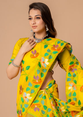 Yellow Cotton Saree With Blouse Piece