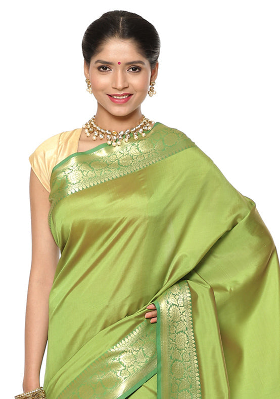 Green Silk Saree With Blouse Piece - Indian Silk House Agencies