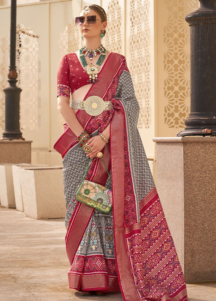 Grey Dupion Silk Saree With Blouse Piece