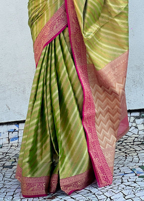 Green Spun Silk Saree With Blouse Piece