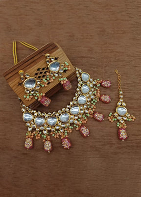 Golden Kundan Work Alloy Necklace Set