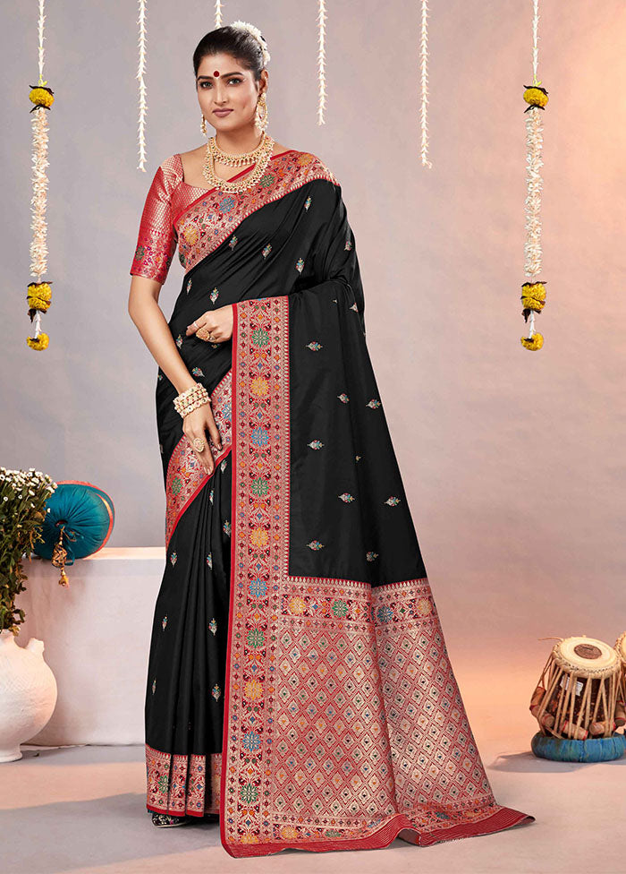 Black Katan Silk Saree With Blouse Piece