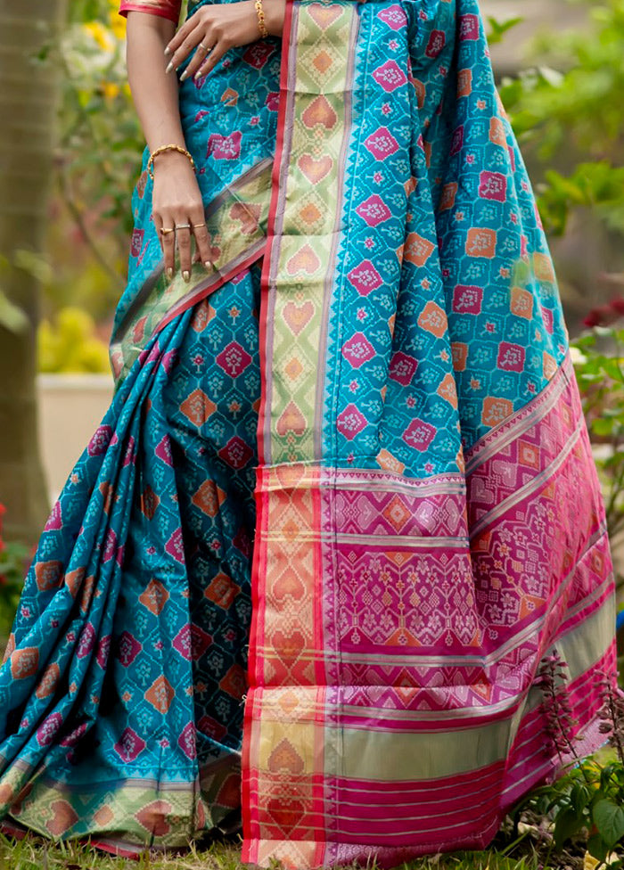 Firoza Banarasi Silk Saree With Blouse Piece