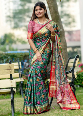 Green Banarasi Silk Saree With Blouse Piece