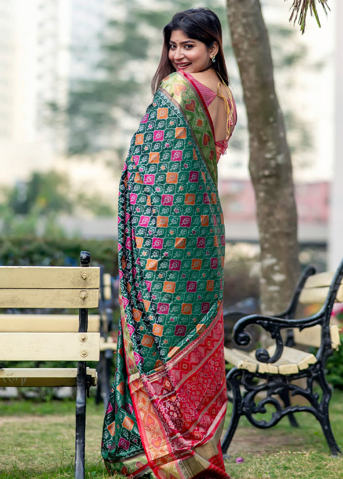 Green Banarasi Silk Saree With Blouse Piece