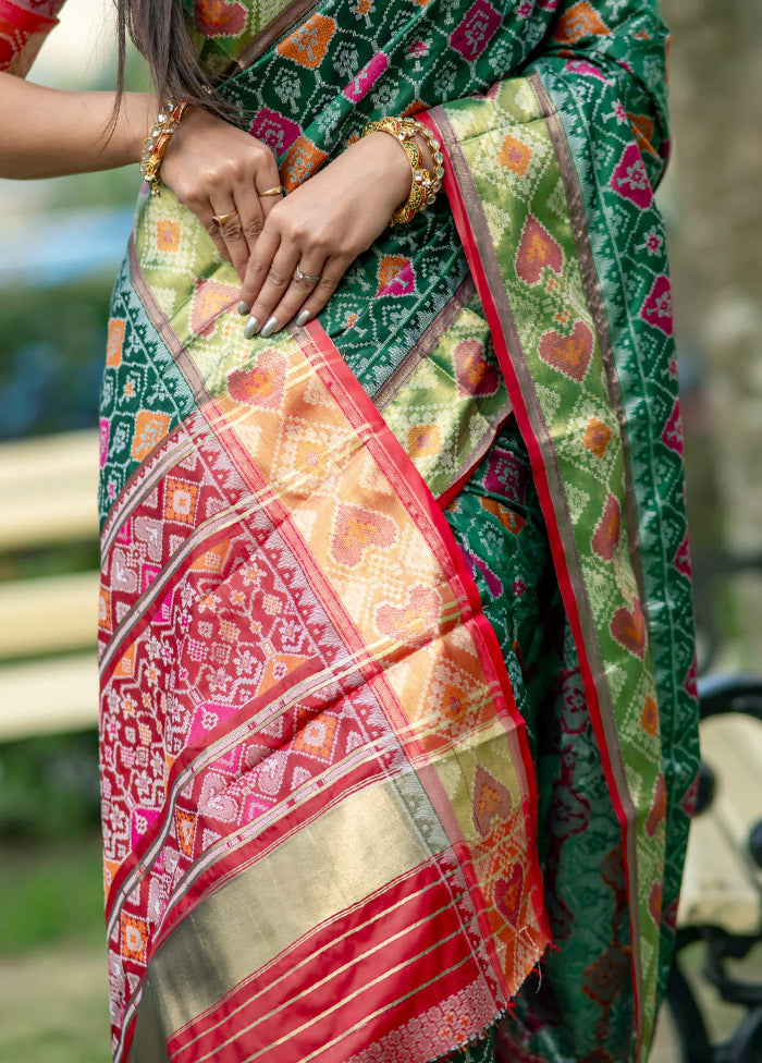 Green Banarasi Silk Saree With Blouse Piece