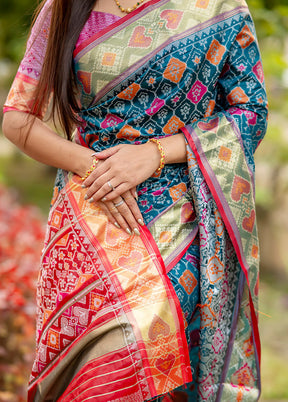 Rama Banarasi Silk Saree With Blouse Piece