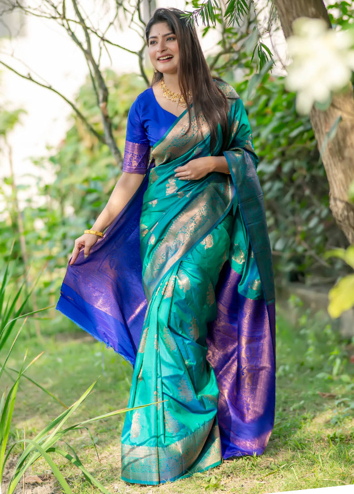 Rama Banarasi Silk Saree With Blouse Piece