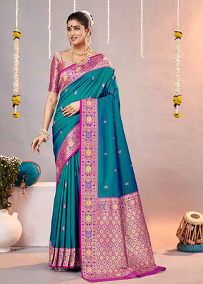 Blue Katan Silk Saree With Blouse Piece