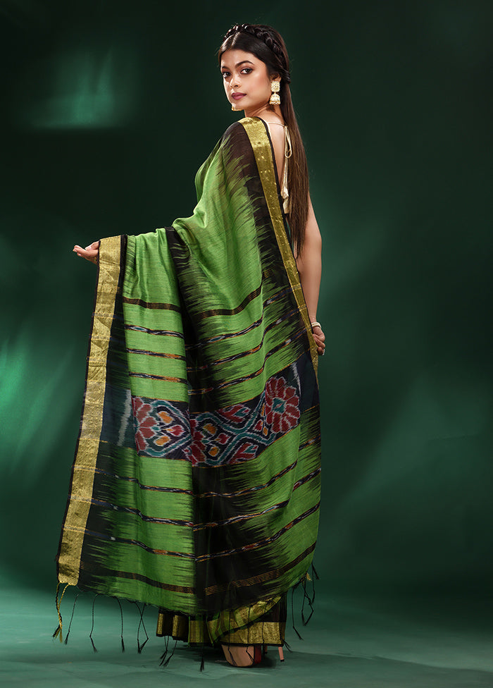 Green Cotton Saree With Blouse Piece - Indian Silk House Agencies