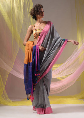 Grey Pure Cotton Saree With Blouse Piece - Indian Silk House Agencies