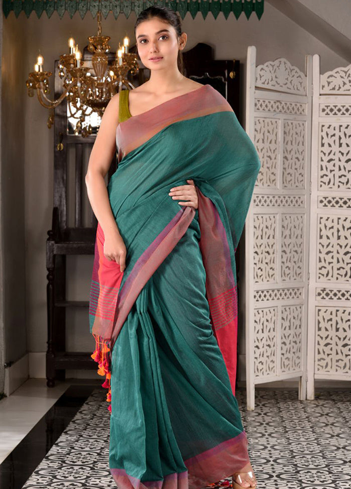 Green Pure Cotton Textured Saree With Blouse - Indian Silk House Agencies