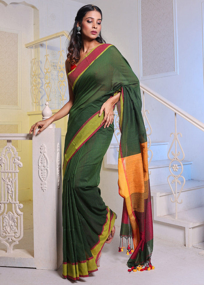 Green Pure Cotton Saree With Blouse Piece - Indian Silk House Agencies