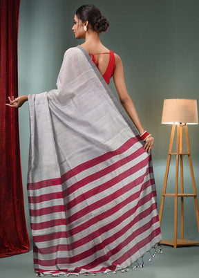 Grey Cotton Saree With Blouse Piece - Indian Silk House Agencies