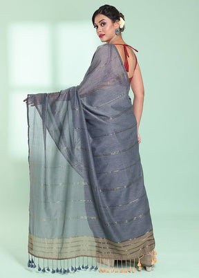 Grey Cotton Saree With Blouse Piece