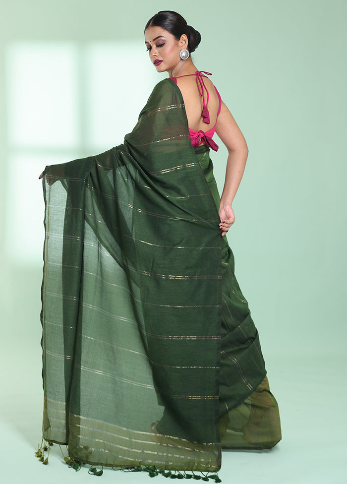 Green Cotton Saree With Blouse Piece