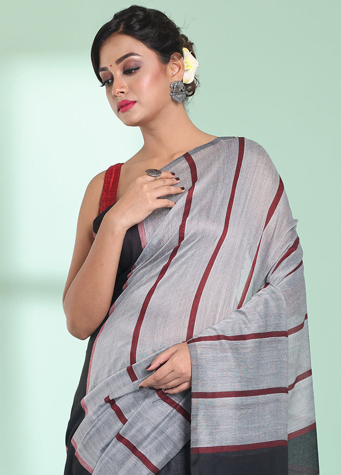 Grey Cotton Saree With Blouse Piece