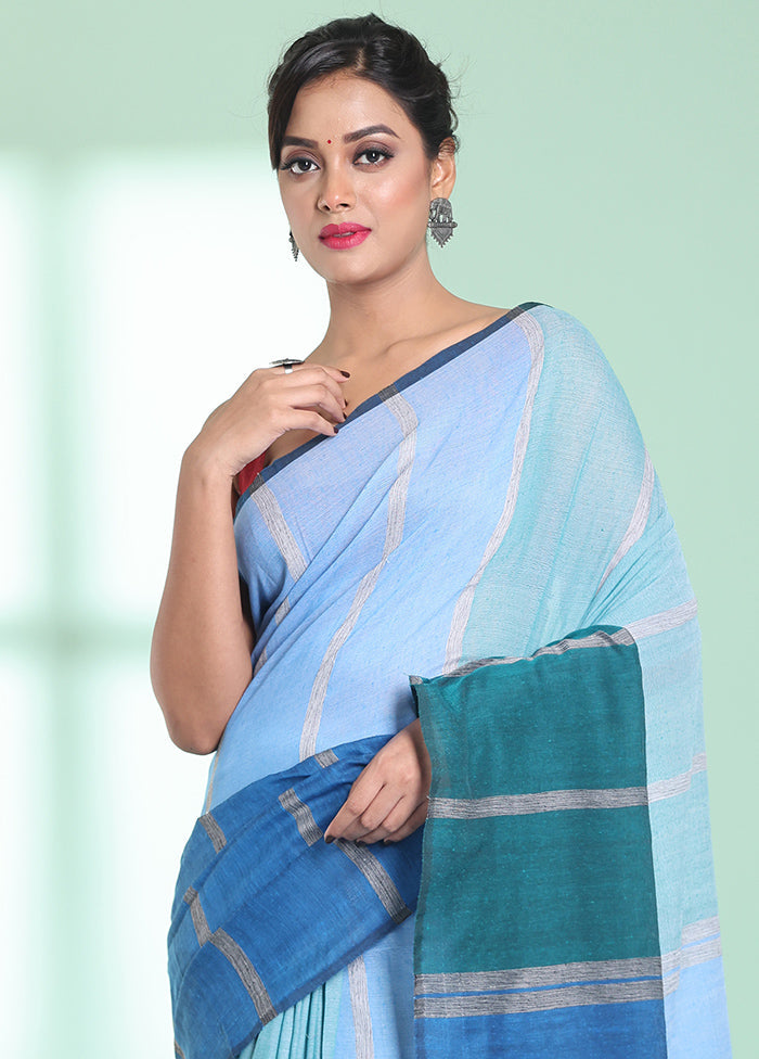 Blue Cotton Saree With Blouse Piece