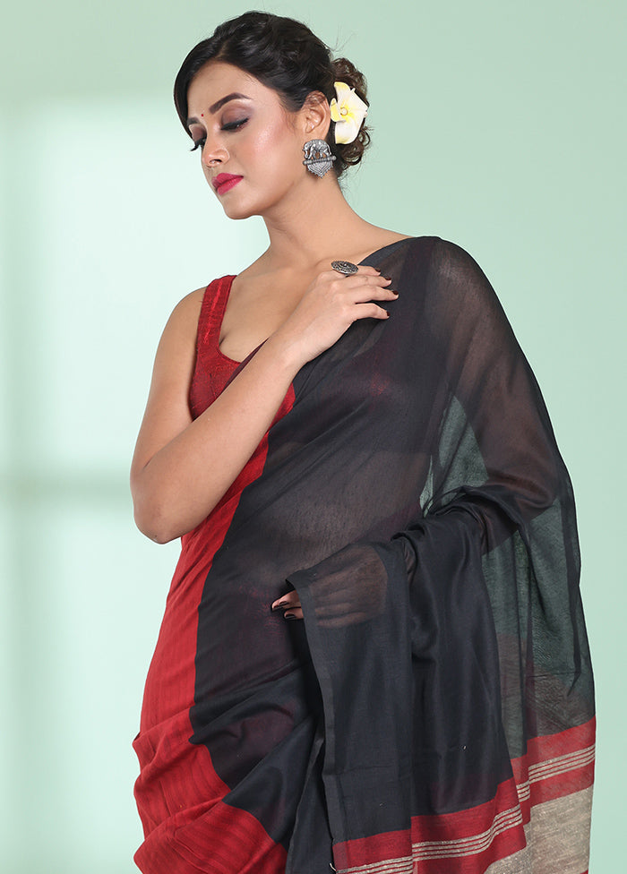 Black Cotton Saree With Blouse Piece