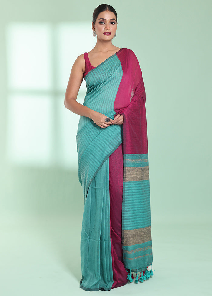 Blue Cotton Saree With Blouse Piece