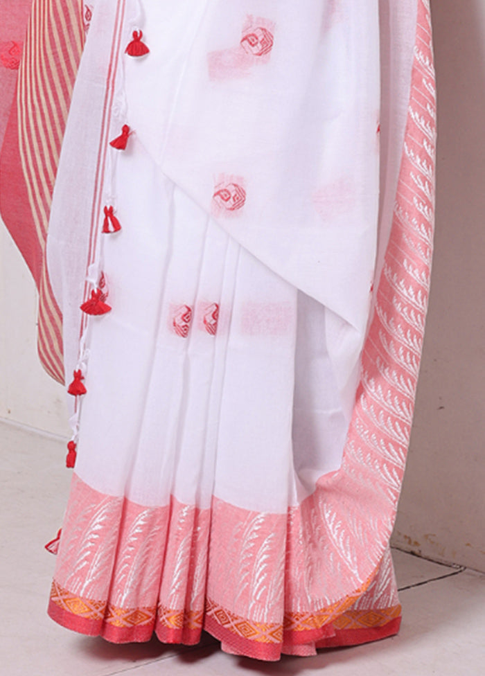 White Cotton Saree With Blouse Piece