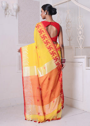 Yellow Cotton Saree With Blouse Piece