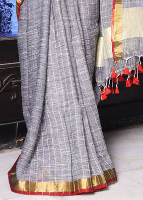 Grey Linen Silk Saree With Blouse Piece