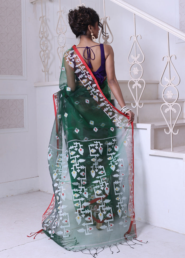 Green Spun Silk Saree With Blouse Piece