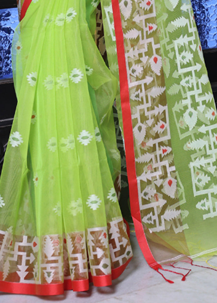 Light Green Spun Silk Saree With Blouse Piece