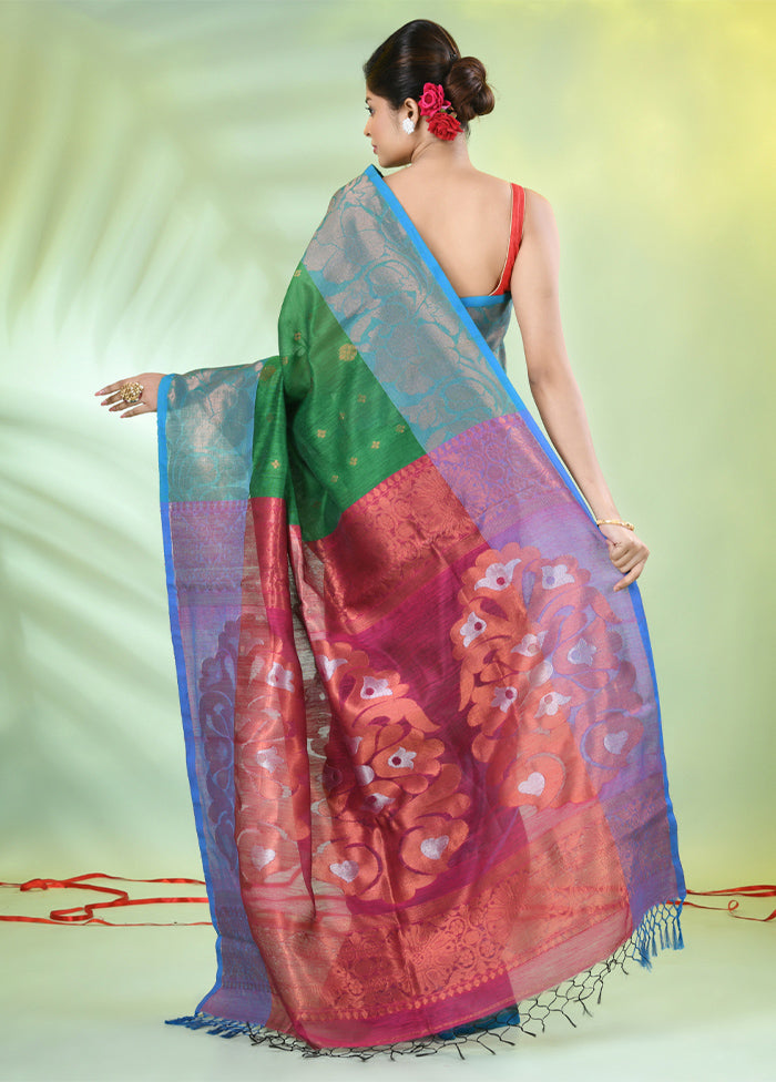 Green Pure Cotton Saree With Blouse Piece