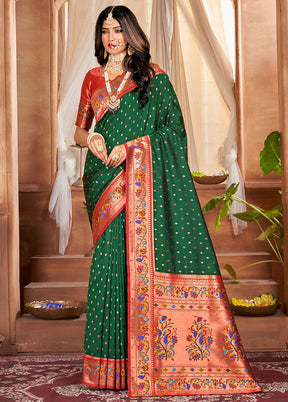 Green Dupion Silk Saree With Blouse Piece