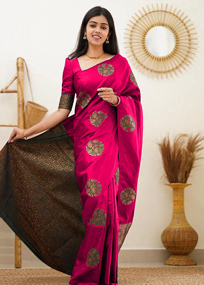 Pink Banarasi Silk Saree With Blouse Piece