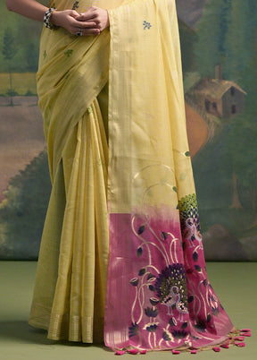 Yellow Pure Cotton Saree With Blouse Piece