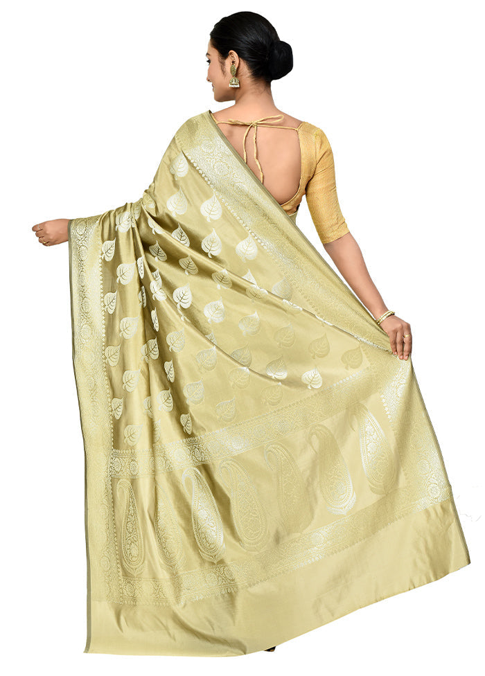 Cream Dupion Silk Saree With Blouse Piece