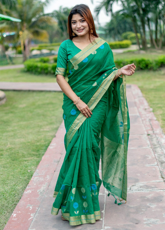 Green Cotton Saree With Blouse Piece